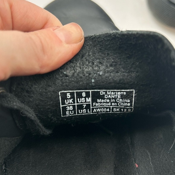 Dr. Martens Docs Dante 6 Eye Leather Shoes in Black Sneaker, Grunge Y2K 90’s - Picture 13 of 13